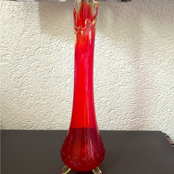 MCM L.E. Smith Amberina Vase - Picture 4 of 11